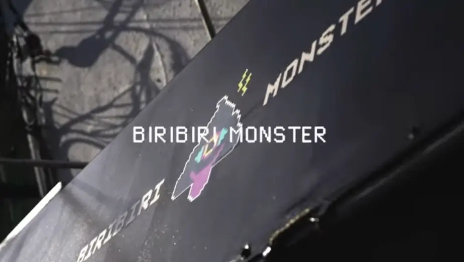 講師事例10 biribiri monster音楽に合わせたダイナミックな映像の動画サムネイル画像