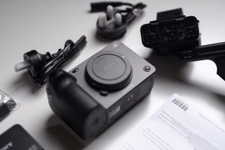 Sony FX3aの外観と付属アクセサリー｜マイナーアップデート解説用